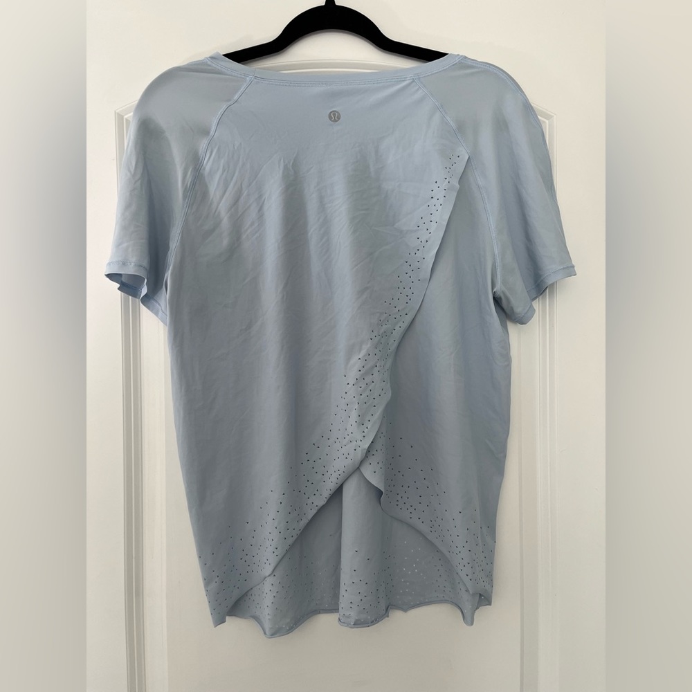 Lululemon Open Back Shirt